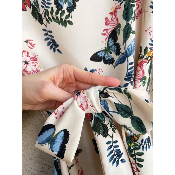 H&M Cream Blue & Pink Butterfly Floral Printed 3/4 Sleeve Belted Boatneck Dress - Picture 13 of 17